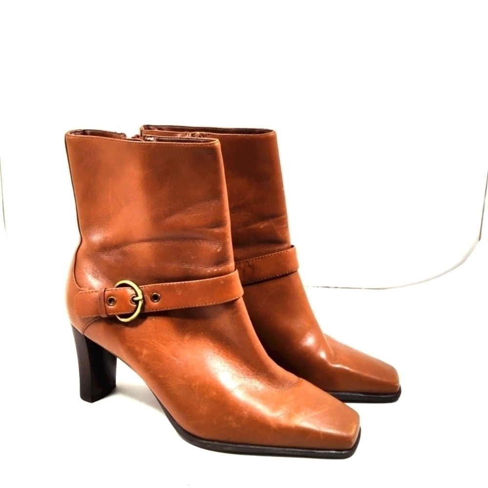 Markon women's brown leather boots cognac color Size: 8.5